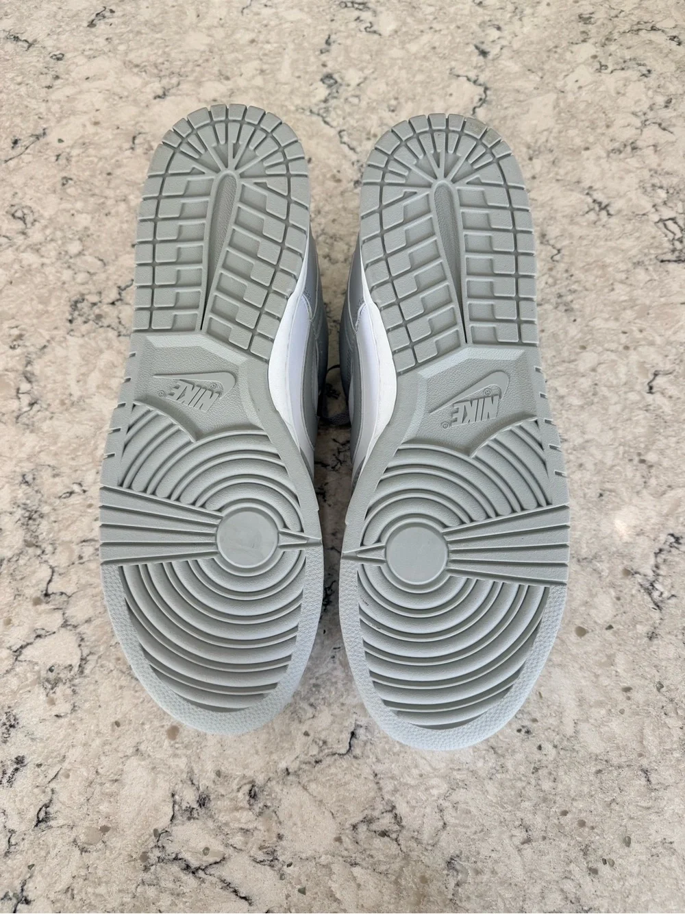NEW - Nike Dunk Low Light Smoke Grey & White Sneakers Size 13M - HF5441-105